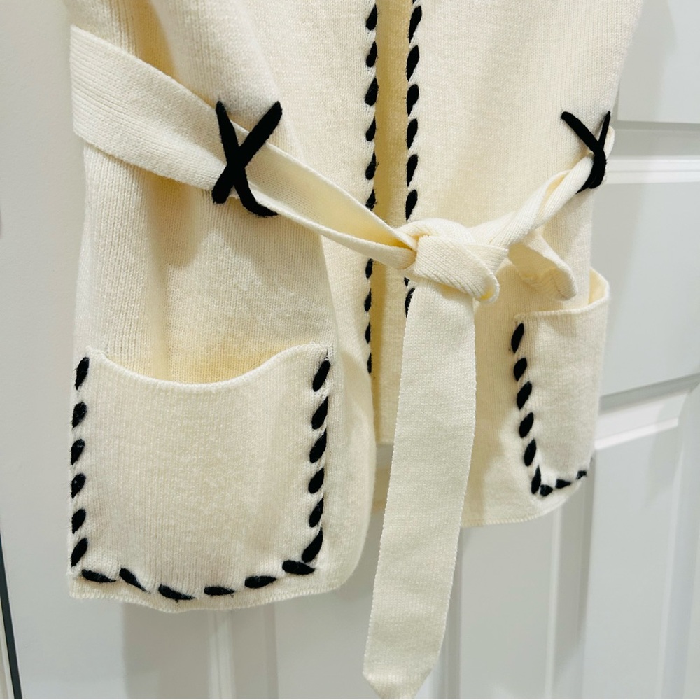 Vintage Cream Knit Cardigan Whipstitch Black Trim Vest Sleeveless - Picture 3 of 13